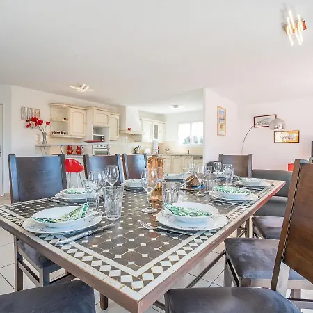 Vila Les De L'etang By Interhome