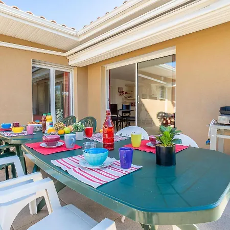 Villa Les De L'etang By Interhome Canet-en-Roussillon